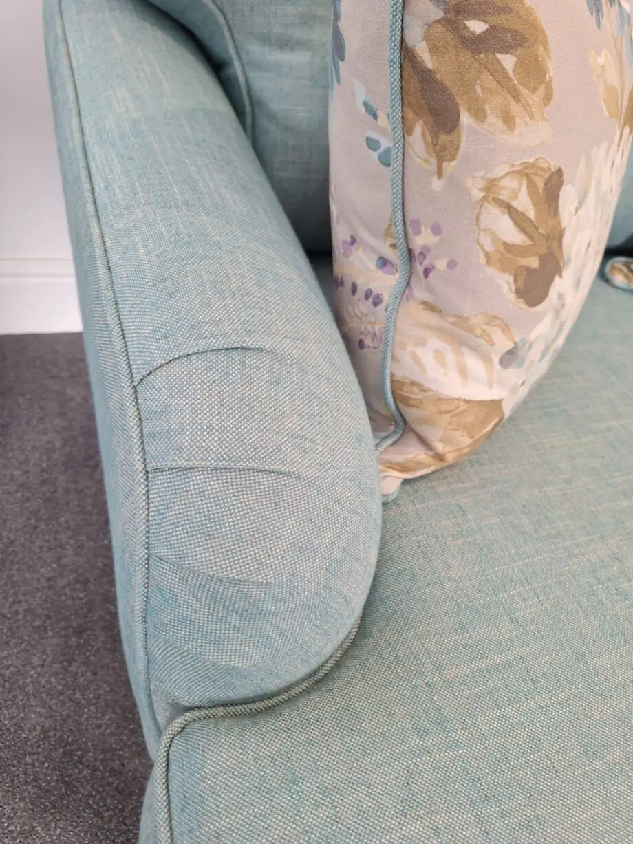 Turquoise Snuggler T-Cushion Foam Seat Chair with 2 Scatter Floral Cushions (Brand New Ex Display Sofa)