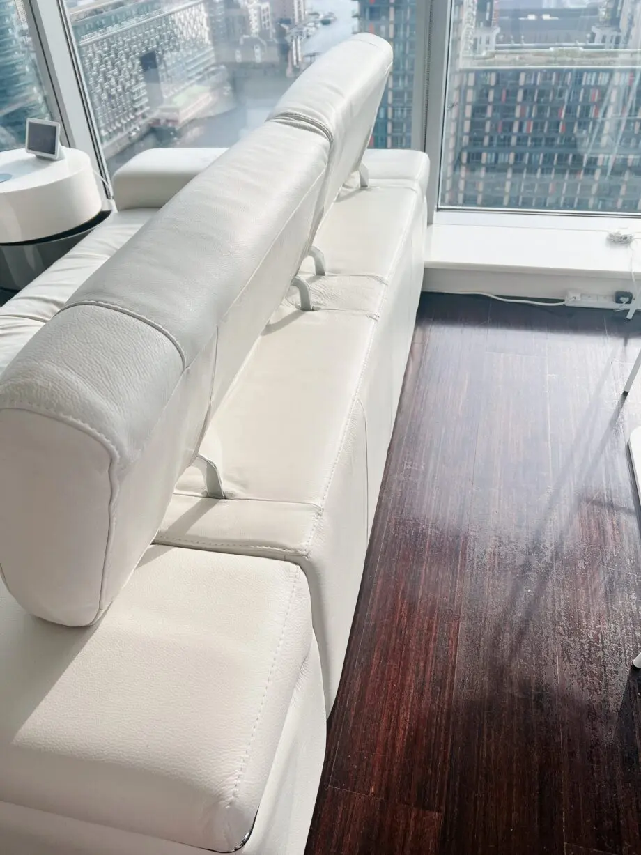Natuzzi AVANA Loveseat 2570 Sofa + BRACQUE Ottoman – Designer Set