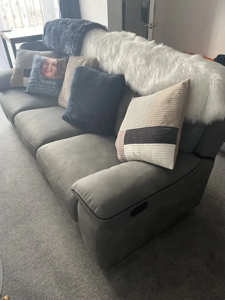 3 seater Recliner