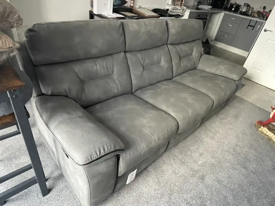 3 seater Recliner