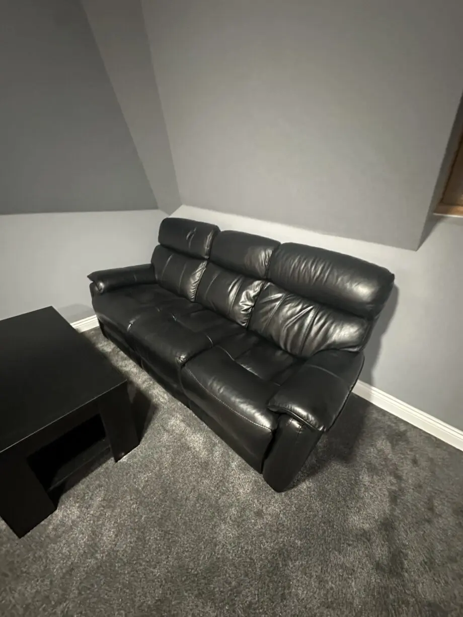 PRYME MANUAL RECLINER 3-SEATER (BLACK LEATHER)