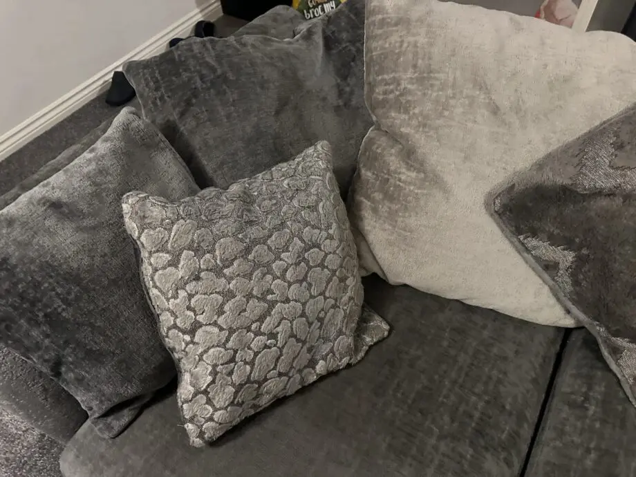 LAWRIE PB SP 2+C+2 SOFA