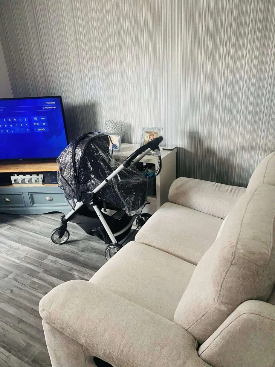Sofology 3 Seater & 2 Seater Set in Grey. Recliner. 2 years old
