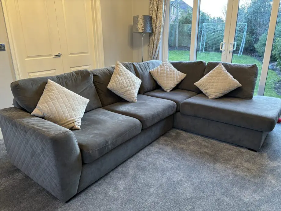 Gorgeous DFS Grey Corner Sofa in Excellent Condition