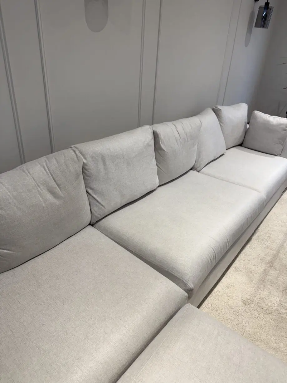 NOA Home The Flow XL Adjustable Sofa