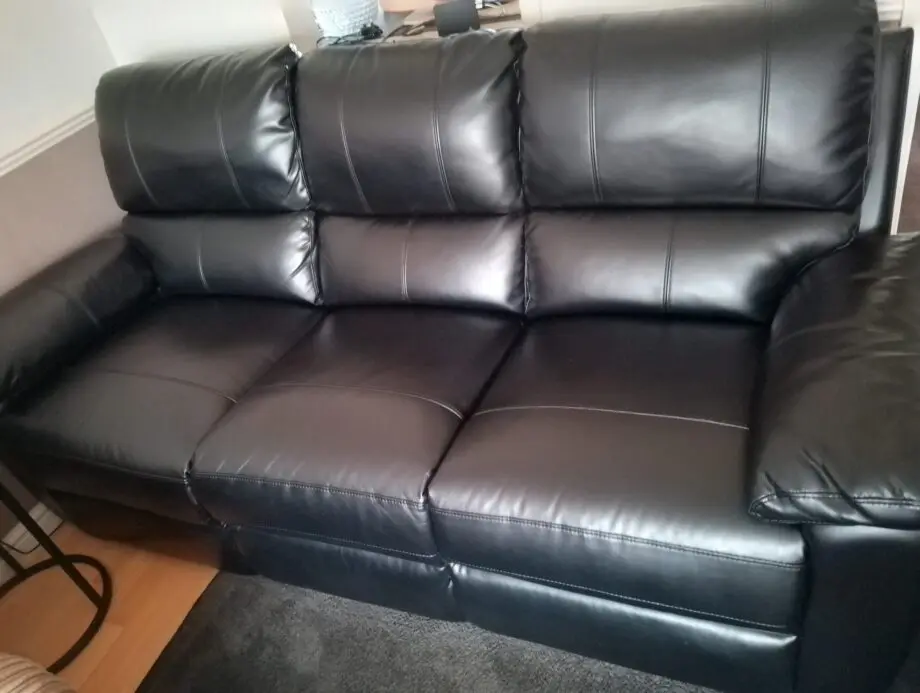 Reclining sofa