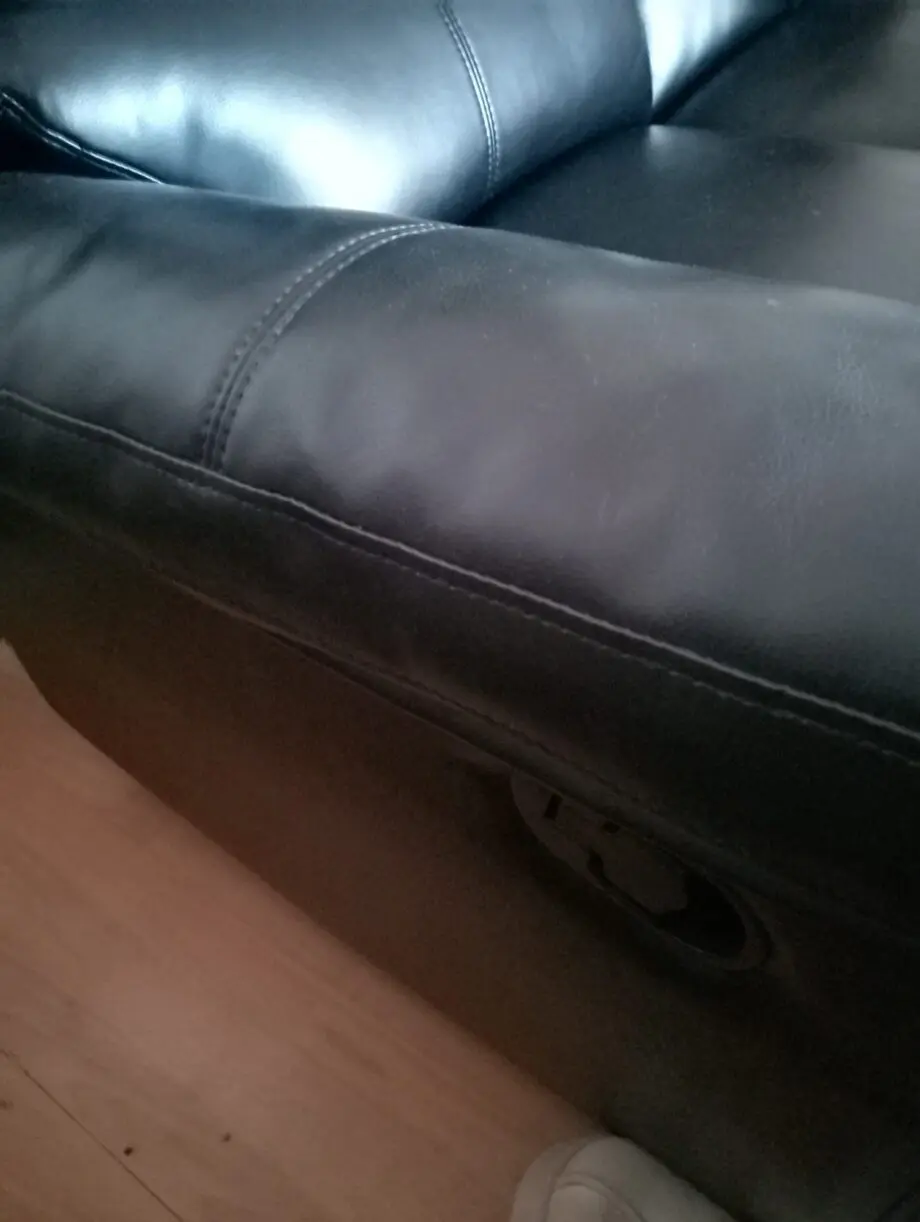 Reclining sofa