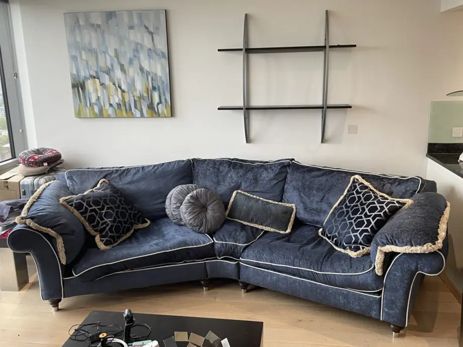 Duresta Harvard Grand 4 seater Split Sofa With Wedge and foot stool (Navy)