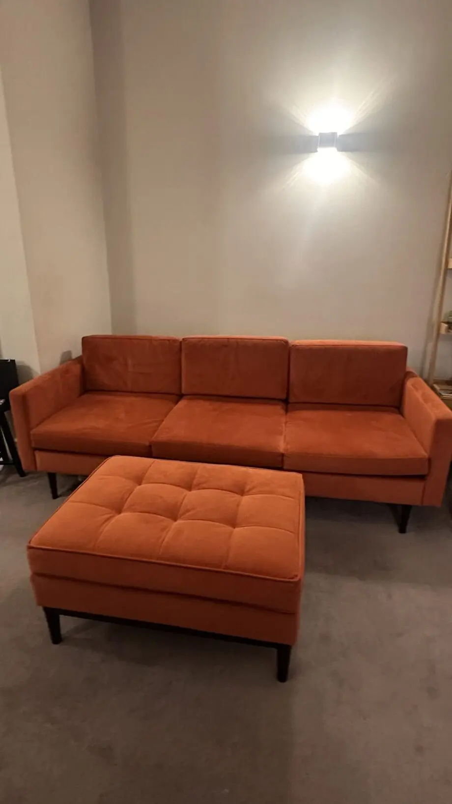 Swyft Sofa & Ottoman