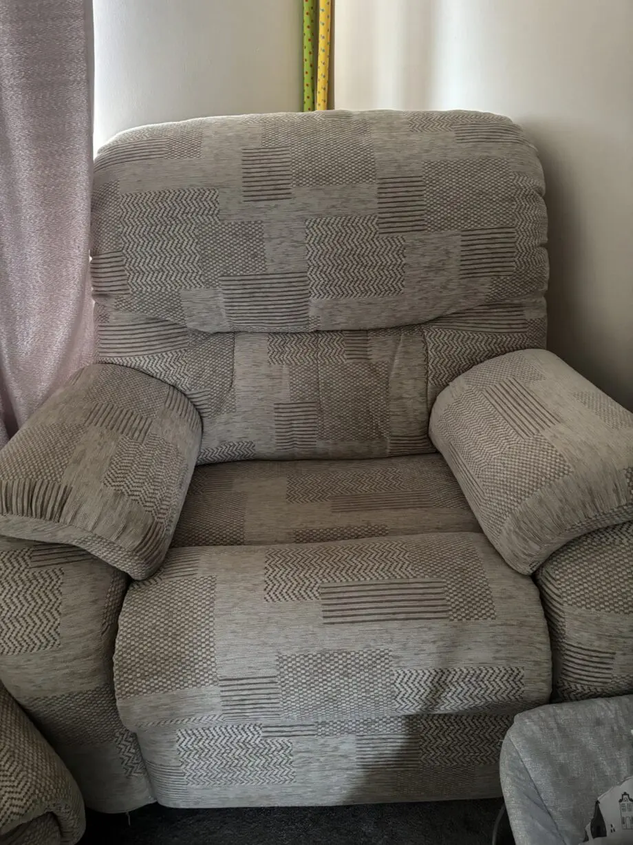 Beige electric recliner sofa set