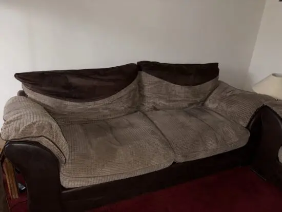 Brown sofa & 2 armchairs