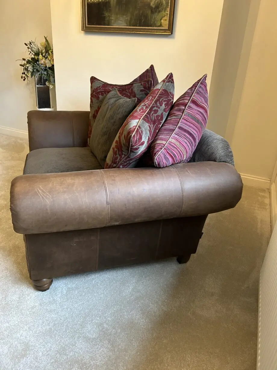 Lee Longlands large two seater, snuggler and foot stool.