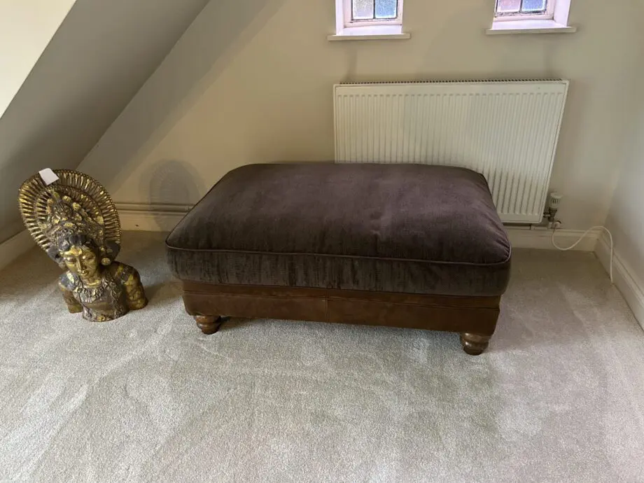 Lee Longlands large two seater, snuggler and foot stool.