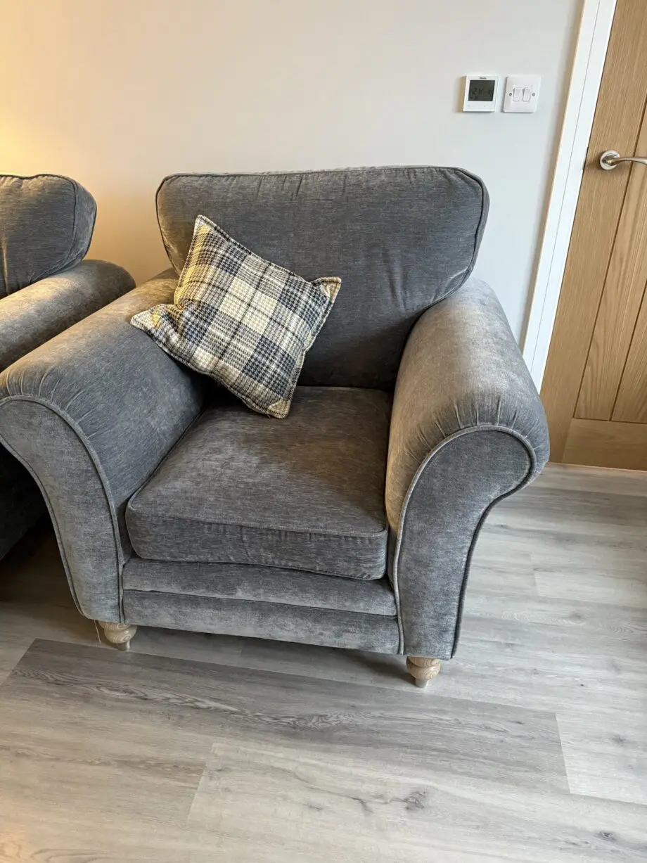 Alstons Cleveland, Grey Ash/Brushed Nikel Chair