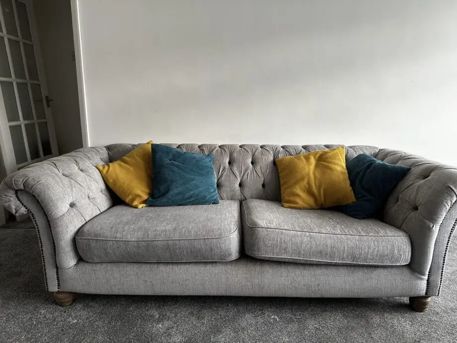 Chesterfield, light grey 3 seater