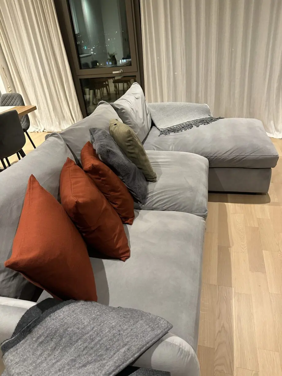 Snug corner sofa grey - 2.83 x 1.59cm