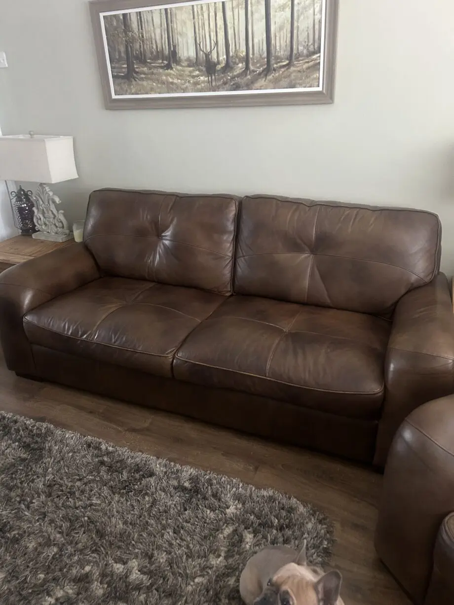 Three piece brown leather suite 6 years old