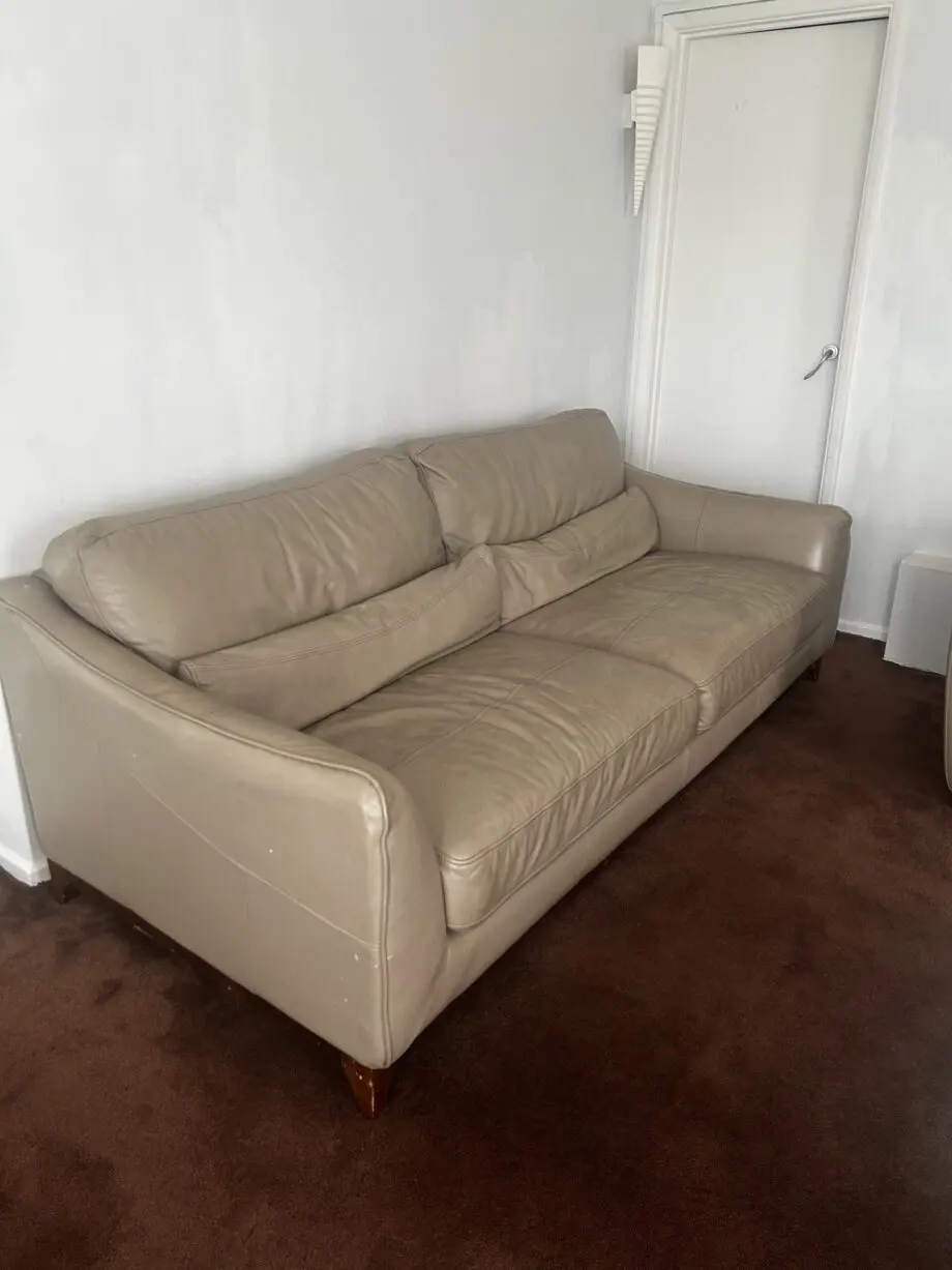 Leather 3 seater 1 pc lounge biege sofa