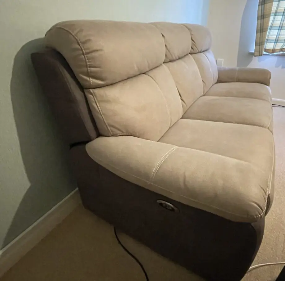 DFS Ryder 3 seater power recliner