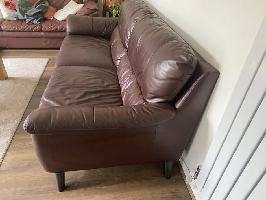 3 Seater DFS sofa (Dark Brown) leather sofa
