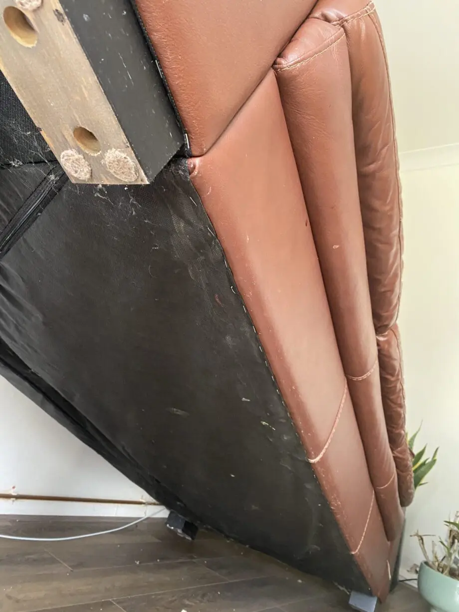 3 Seater DFS sofa (Brown) leather sofa
