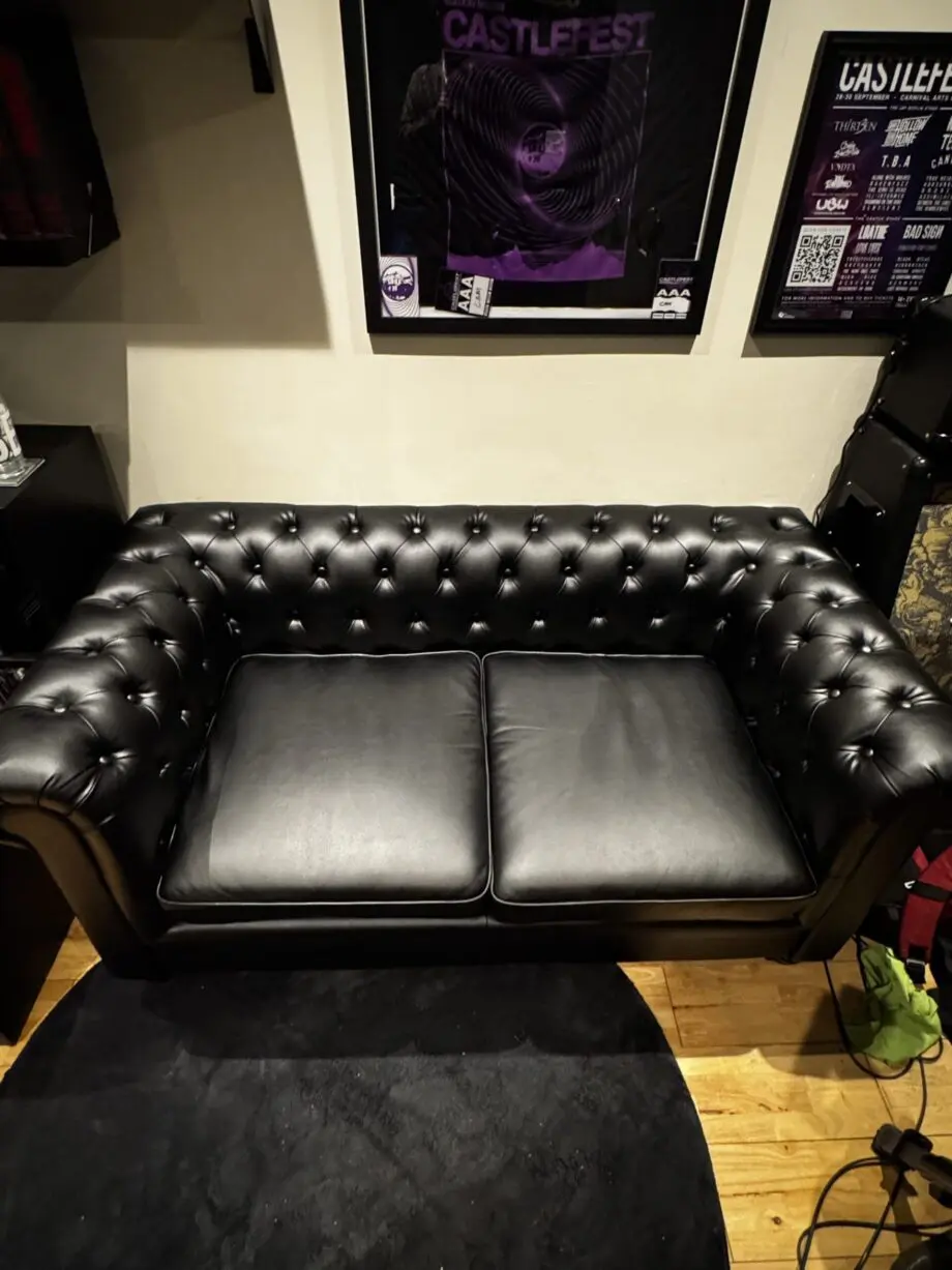 Hampton 2 Seater Chesterfield Sofa, Black Premium Faux Leather