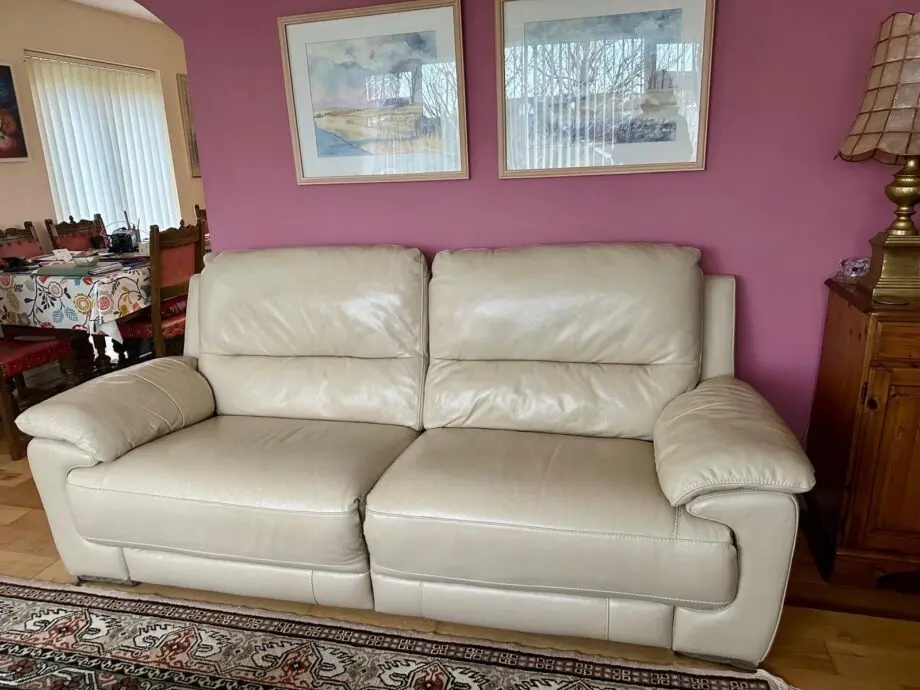 CREAM LEATHER SOFA SUITE