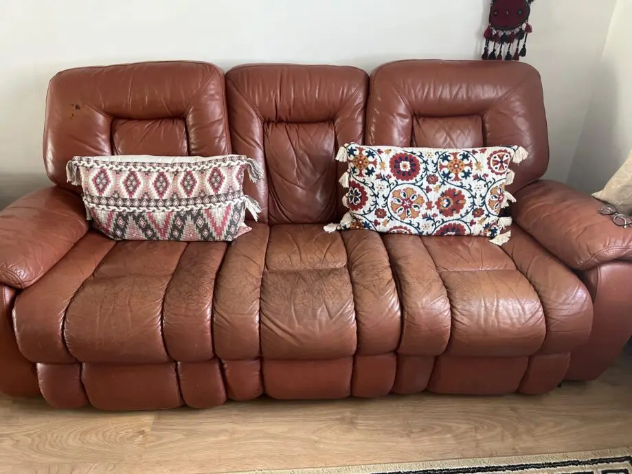 3+ 2 sofa set