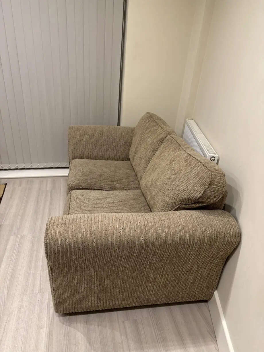 Comfortable 2 Seater Sofa - OFFER for 48hrs only