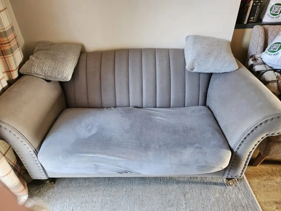 Lovely comfy sofa