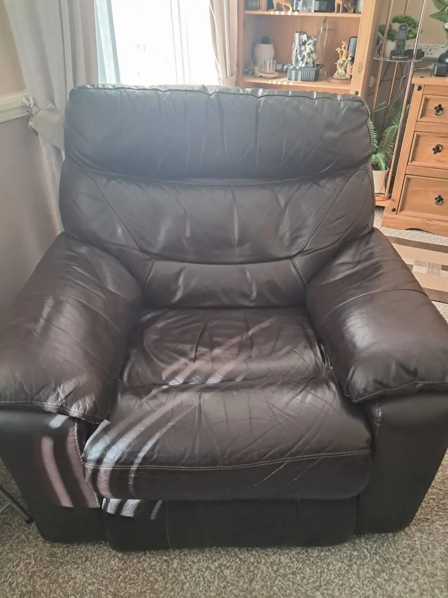DFELECTRIC RECYCLING 3 PIECE SOFA AND MATCHING ELECTRIC RECYLINER CHAIR
