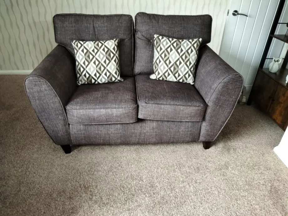 2 sofas