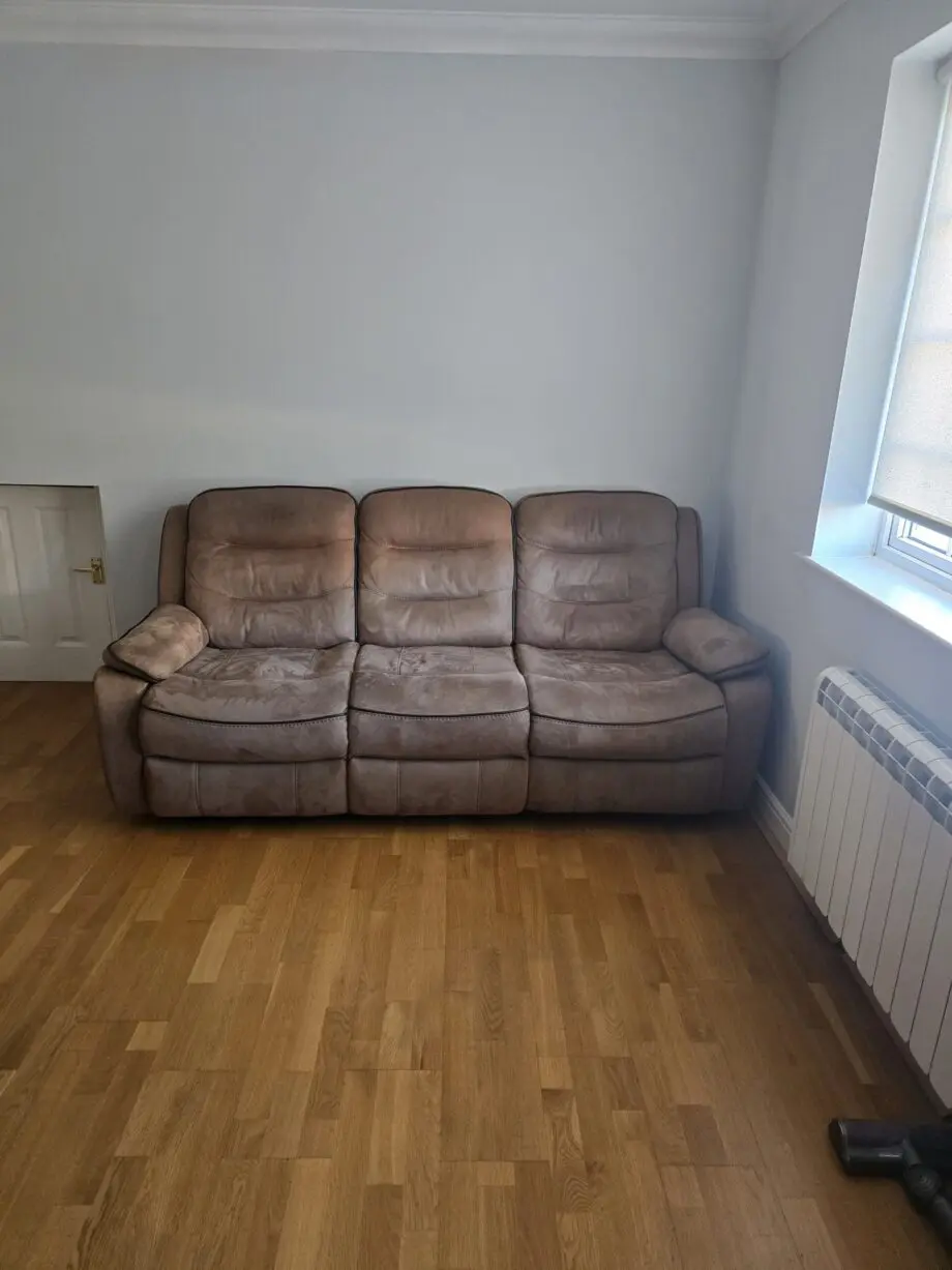 3 seater recliner sofa