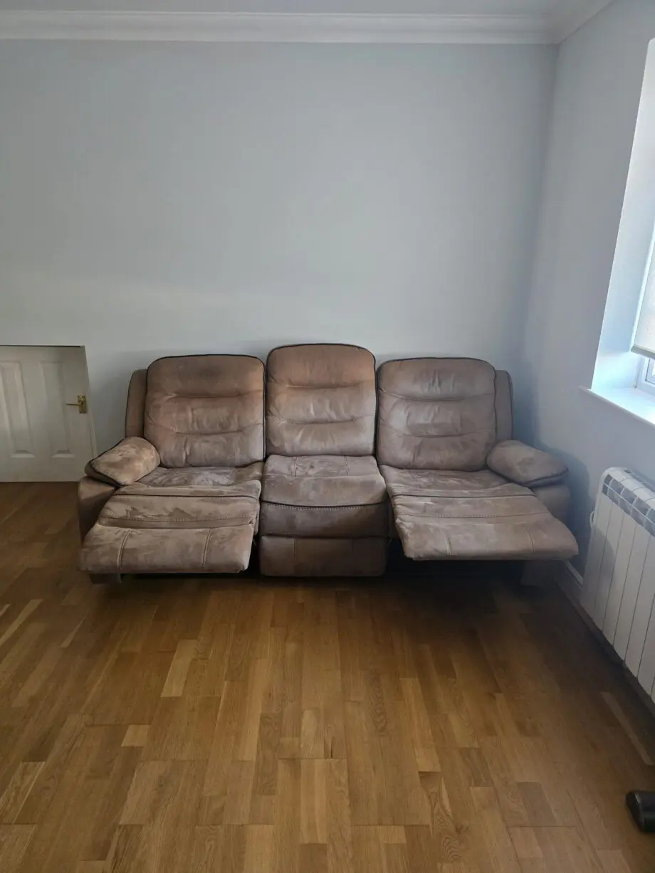 3 seater recliner sofa