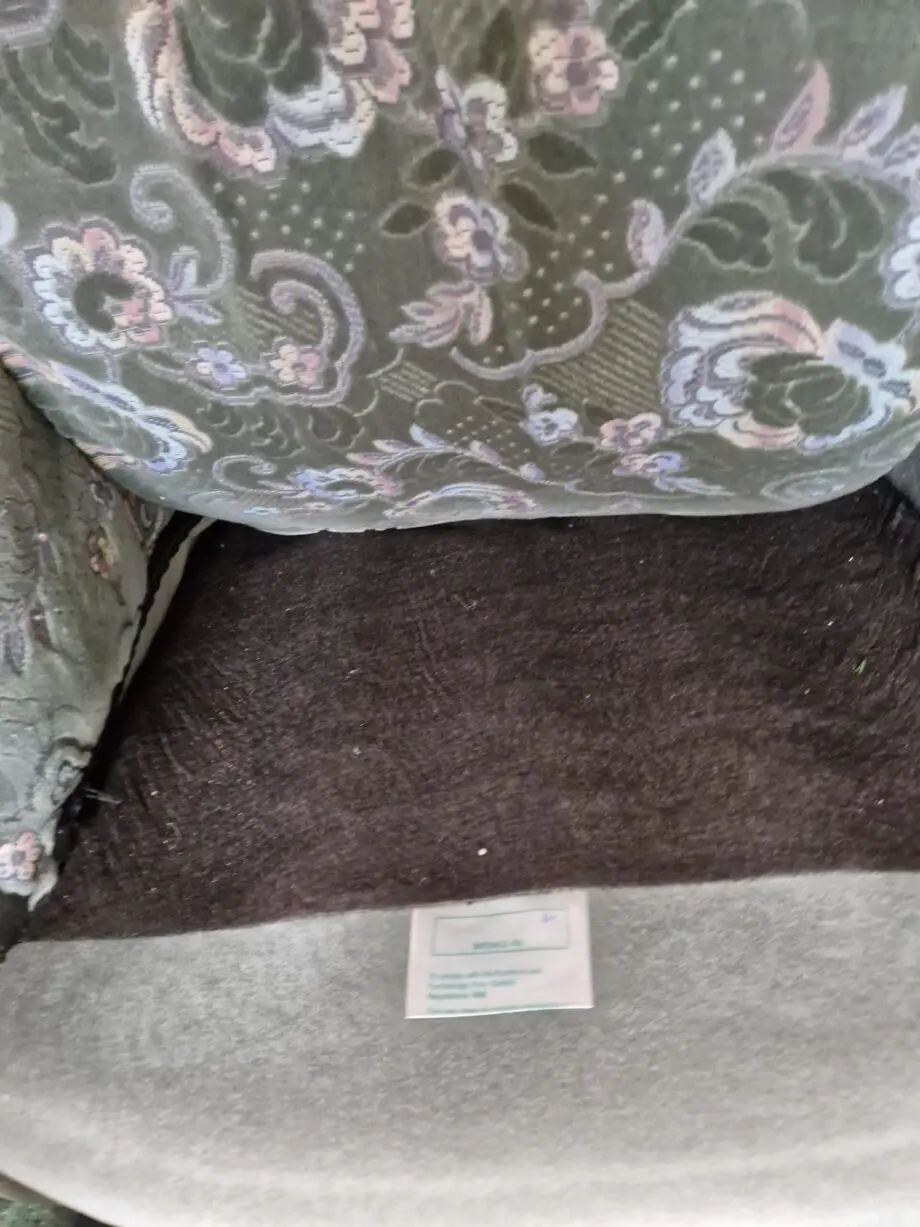 Green patterned 4pc sofa set
