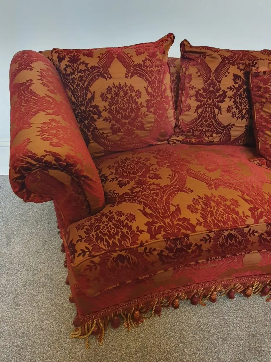 🔥 FINAL REDUCTION – LAST CHANCE! 🔥 Stunning 3–4 Seater Designer Sofa – Red/Gold – £225 – Immaculate Condition