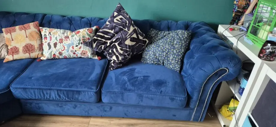 Beautiful blue corner chesterfield sofa