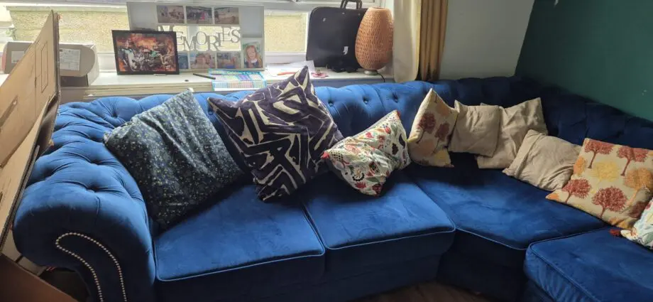 Beautiful blue corner chesterfield sofa