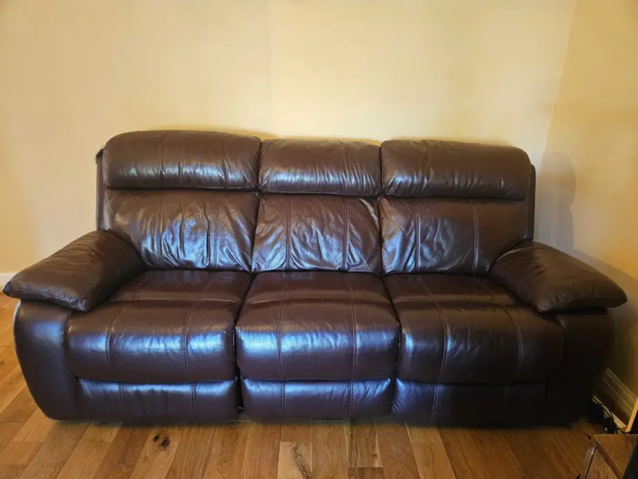 Snug 3 Seater Leather Power Recliner Sofa