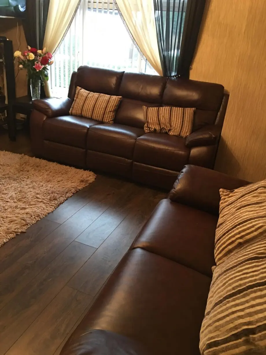 Leather Recliner Sofa’s