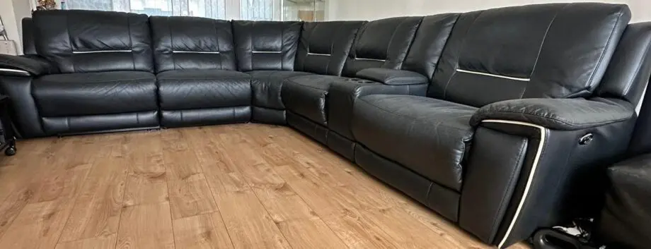 Harvey’s Hedgemoor Modular Black Corner Sofa with 2x Electric Recliners, storage and cup holders