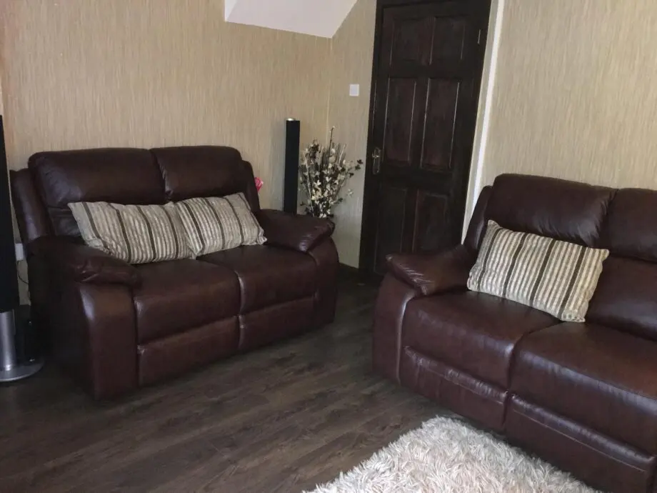 Leather Recliner Sofa’s