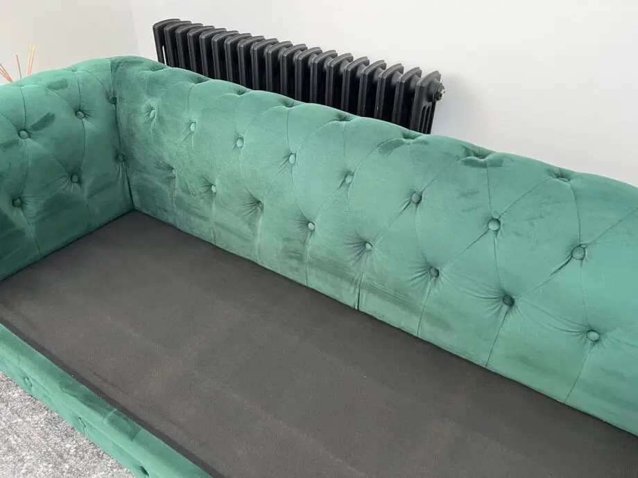 Green chesterfield sofa - 3 seater velvet fabric - as new!
