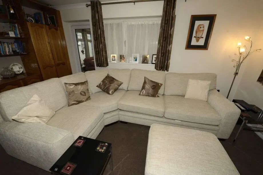 Like new corner sofa bought from Collingwood Bachelor