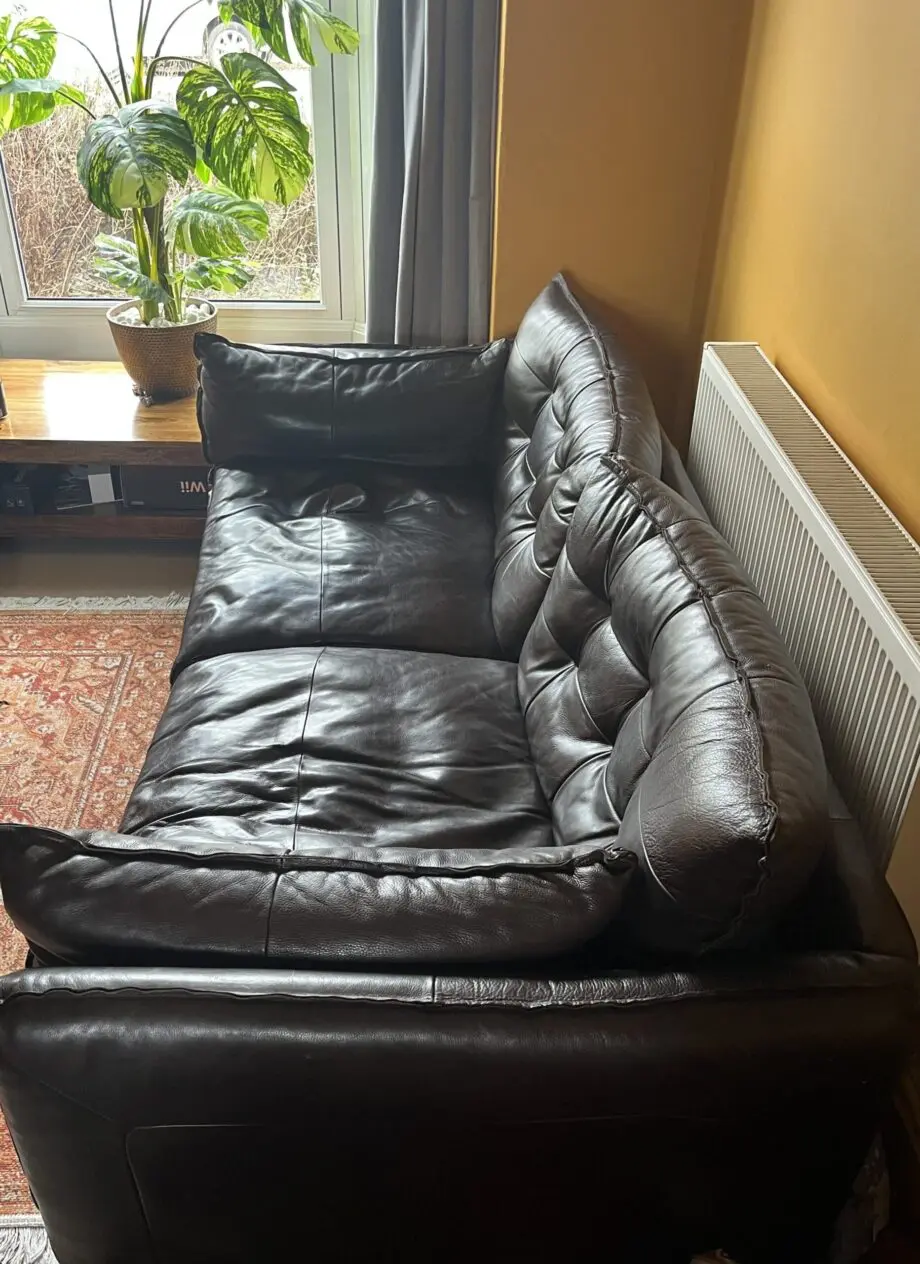 Beautiful wide, deep, leather sofa in great condition