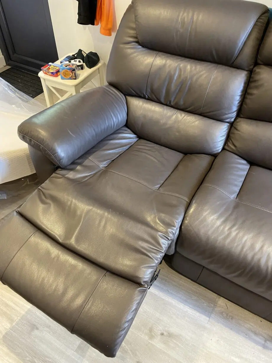 SCS - 3 seater sofa - power double recliner in mocha brown VGC