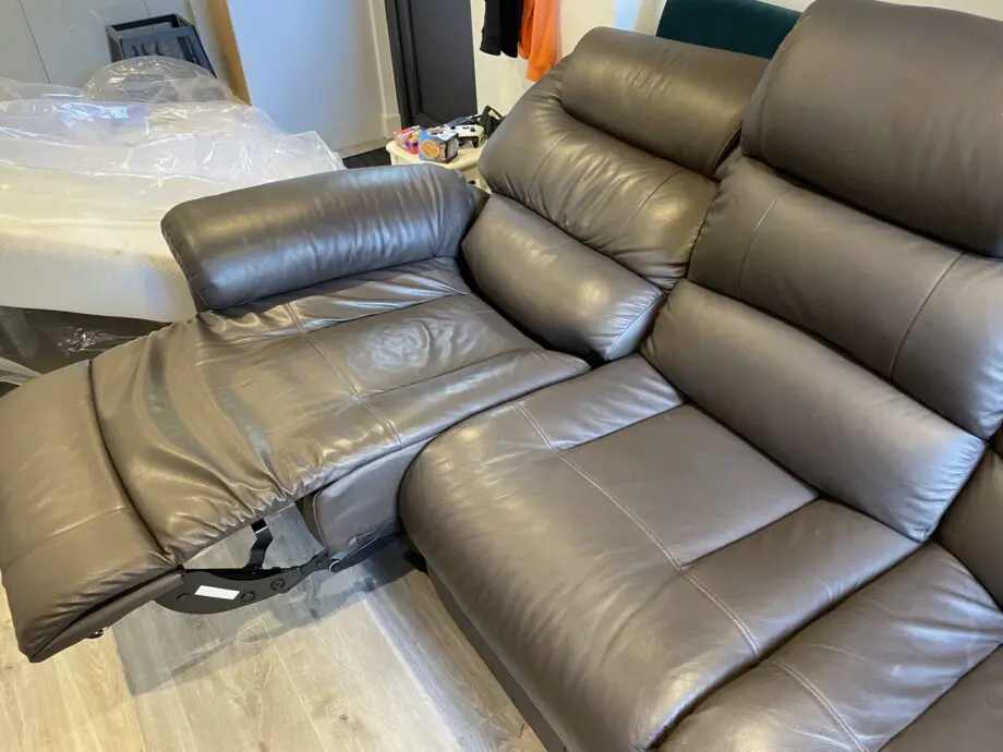 SCS - 3 seater sofa - power double recliner in mocha brown VGC