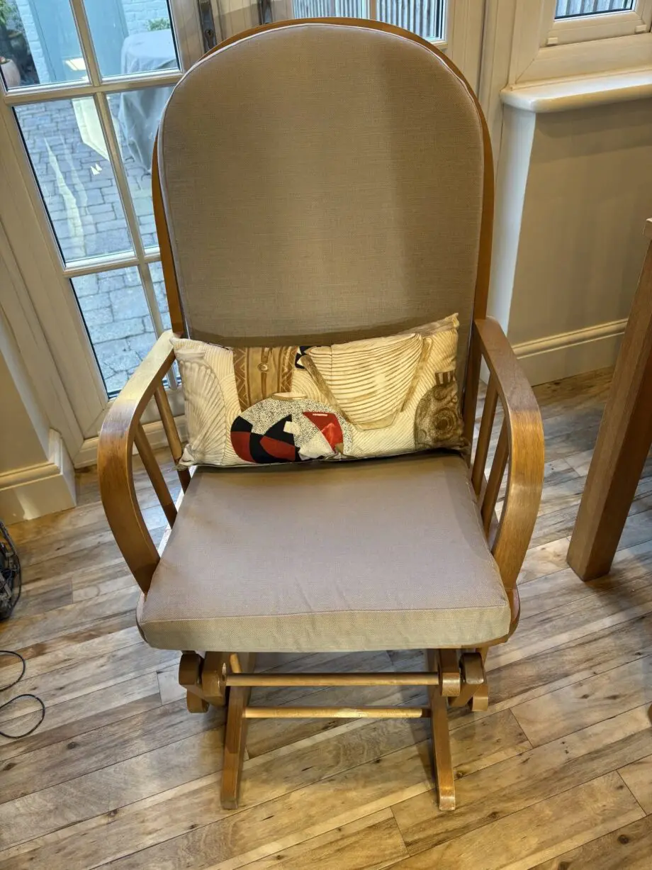 Rocking chair