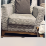 Beige and cream 3 piece suite in Good Condition