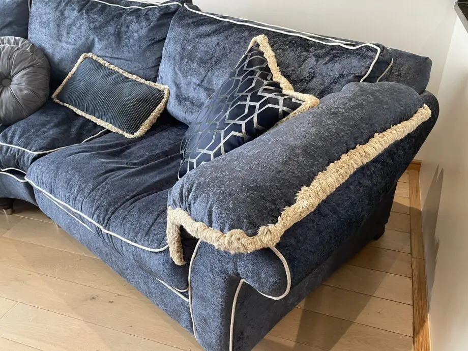 Duresta Harvard Grand 4 seater Split Sofa With Wedge and foot stool (Navy)